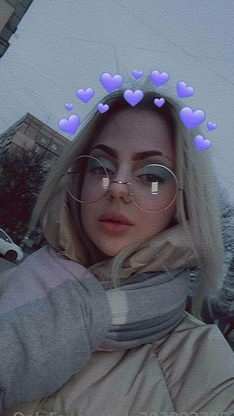 viktoria red pornstar perfect pictures