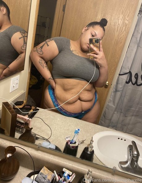 ayannacharelle Profile pic