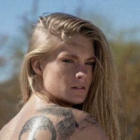 Krista Arie model beautiful pic