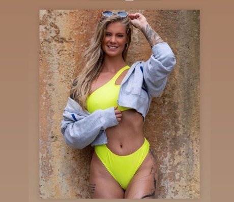 Krista Arie hd model galleries