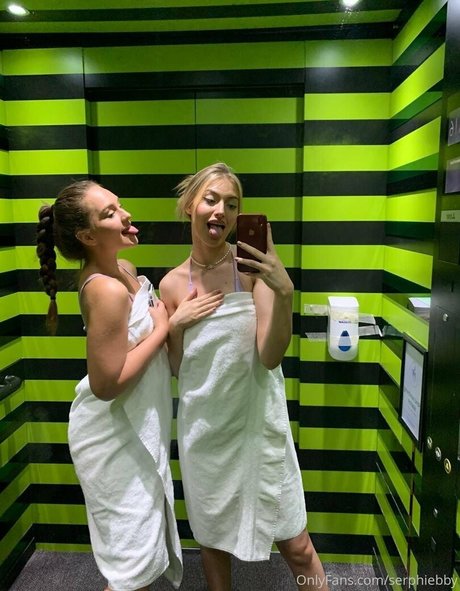 serphiebby high quality pornstar pictures