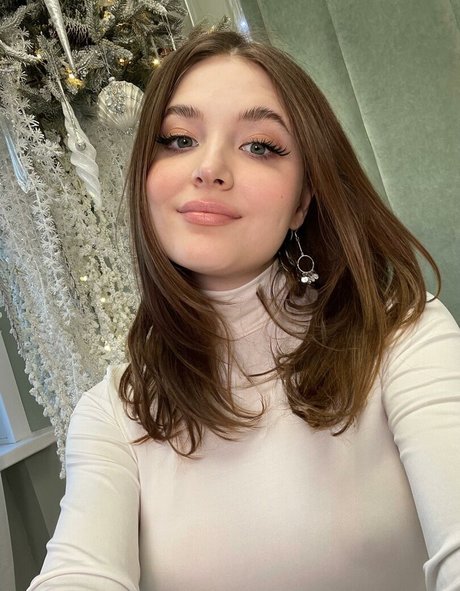 DushessIness free star archive