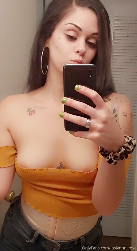 joslynnn rose erotic model photo