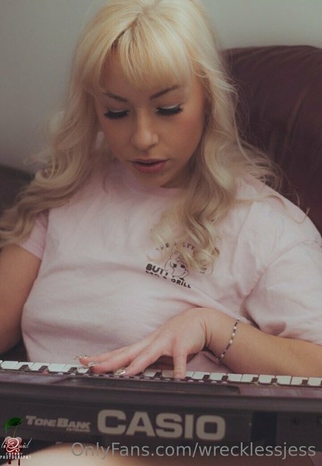 recklessjess free pornstar pretty images