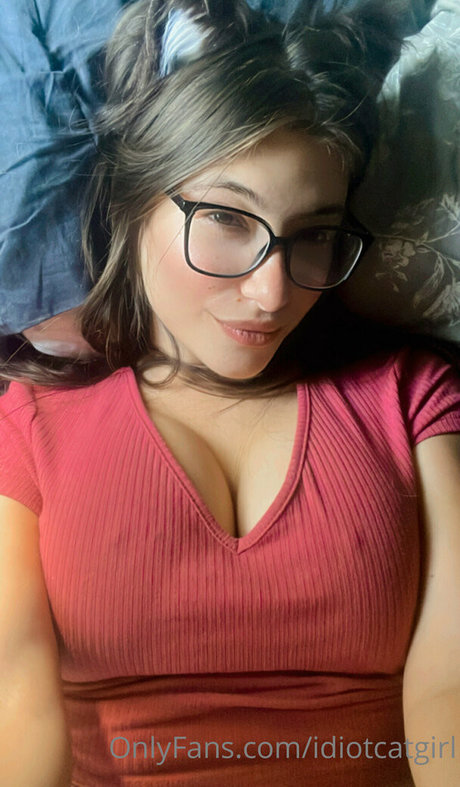 idiotcatgirl nice actress pictures