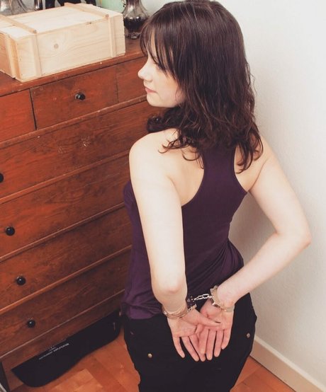 Handcuffs top model gallery