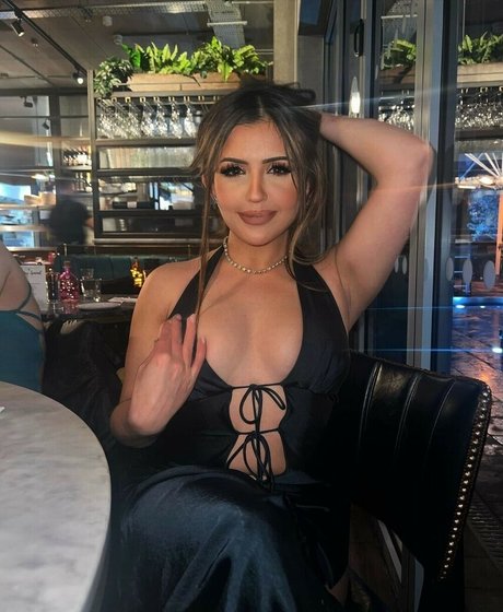 Emilyjane23x model exclusive pictures