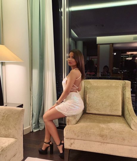 Helia Soltani erotic pornstar pics