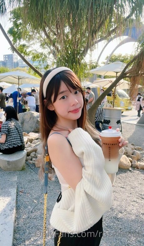 roselle888 nudes model pic