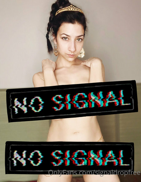 signaldropfree nudes model pictures
