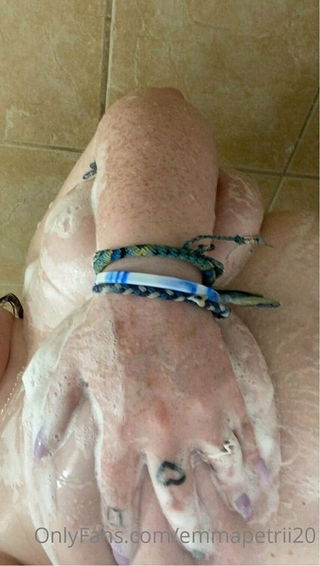 bigtittyemma naked actress image