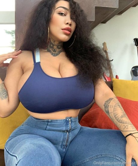 Amorazz free star photo