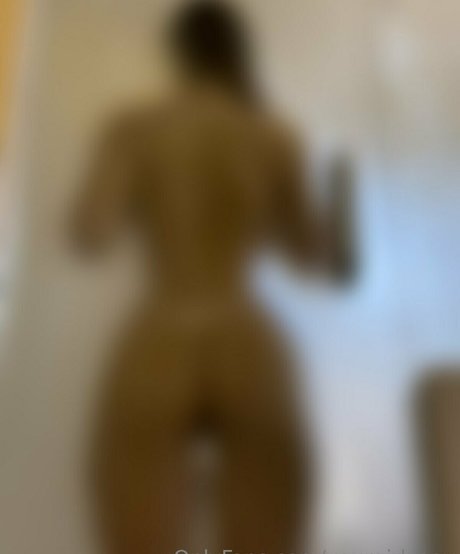 yourgirlzoey star nude galleries