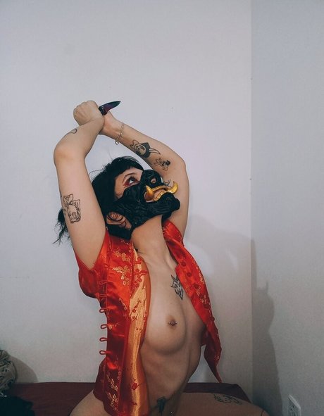 brunette petite onlyfans hot naked pictures