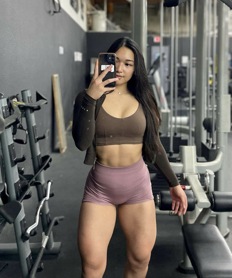 Sydlifts_ model exclusive pics