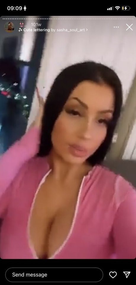 Amelaomor art pornstar pics