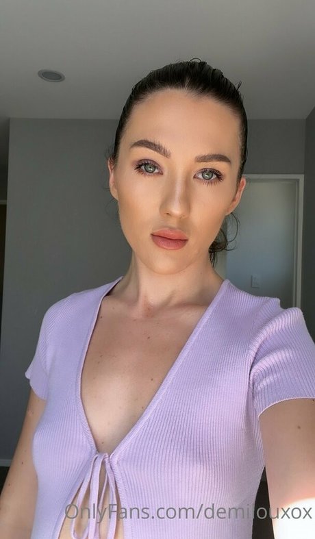 demilouxox high quality actress img
