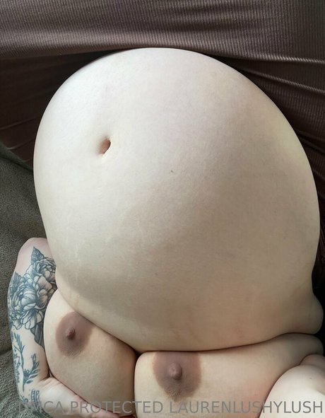 lauren lush hot star image