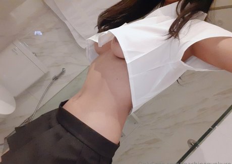 Machinegunkuro beautiful pornstar img