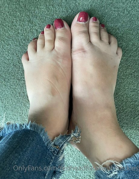 redheadfreakwithfreckles sexy actress pics