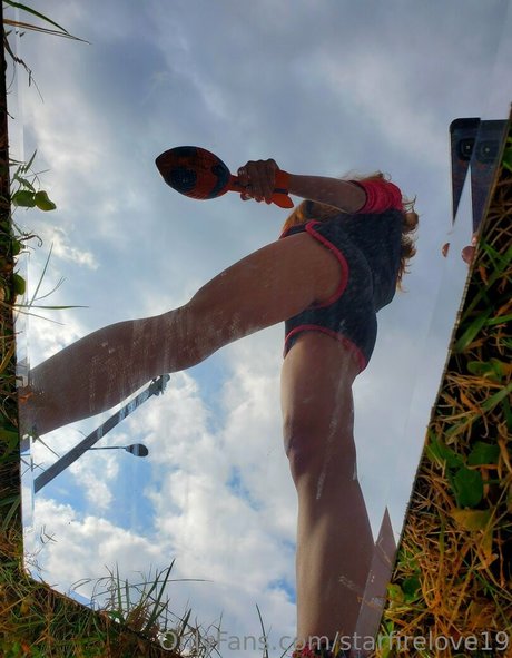 starfirelove19 naked actress pic