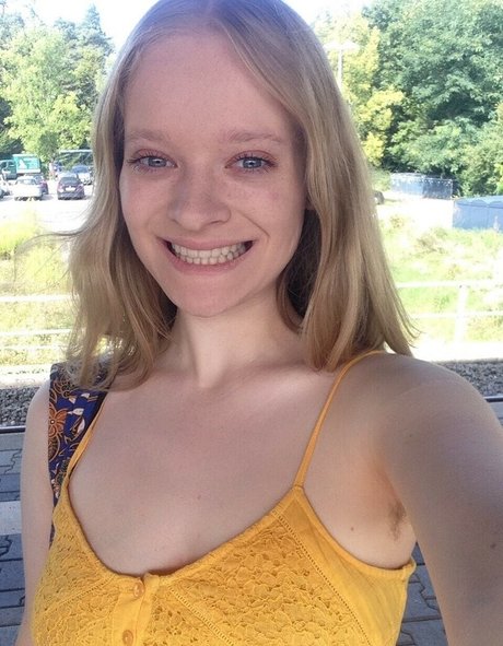 Kelley exclusive model pic