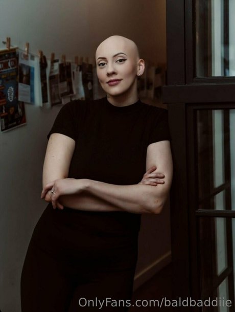 baldbaddiie pornstar naked pics