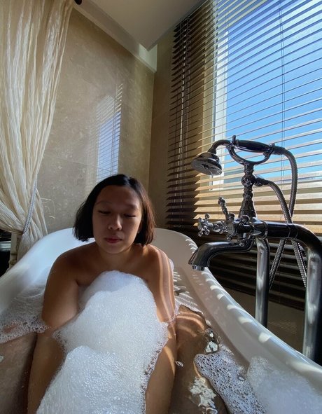 asianeva pornstar pics