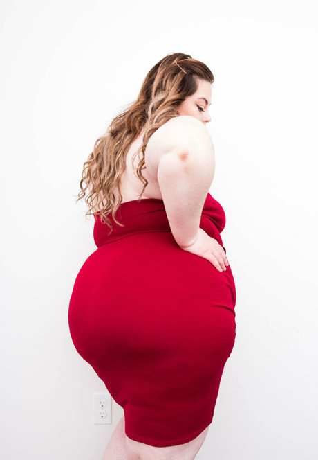 becomingmads beautiful model pic