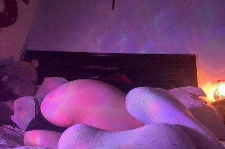 black hair milf onlyfans hot nude pics