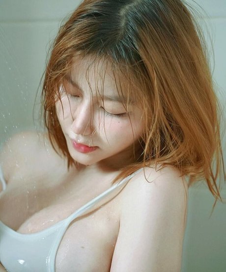 f manatsanan model art archive