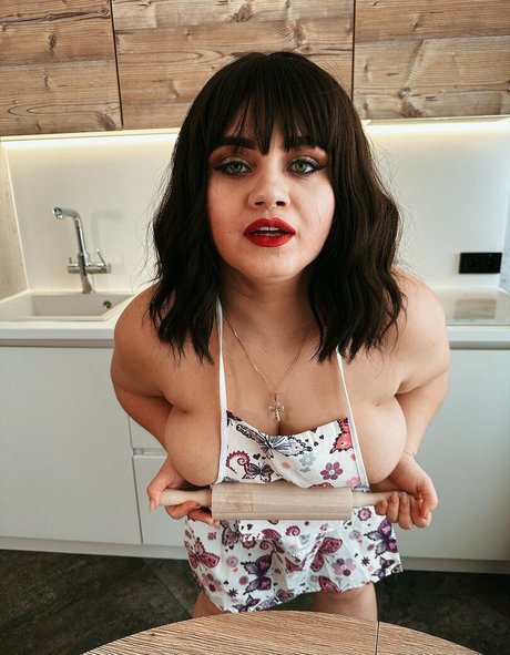 Valentine Blagoeva sex model images