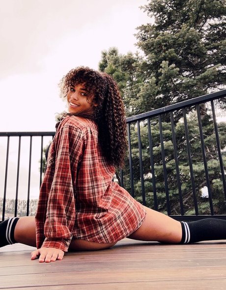 MariposaBohemia model art pics