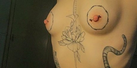 rensbubble naked actress photos