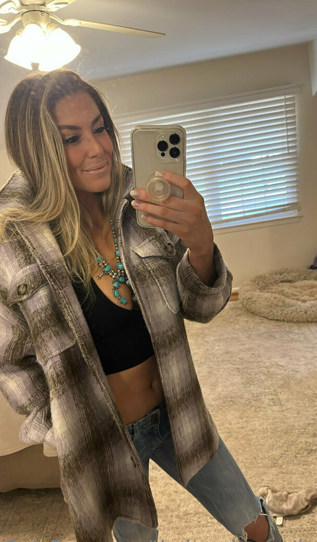 thebrookesands naked model photos