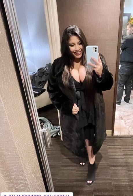 Vanessa Romero adult actress gallery