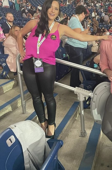 Sarah H sex actress pictures