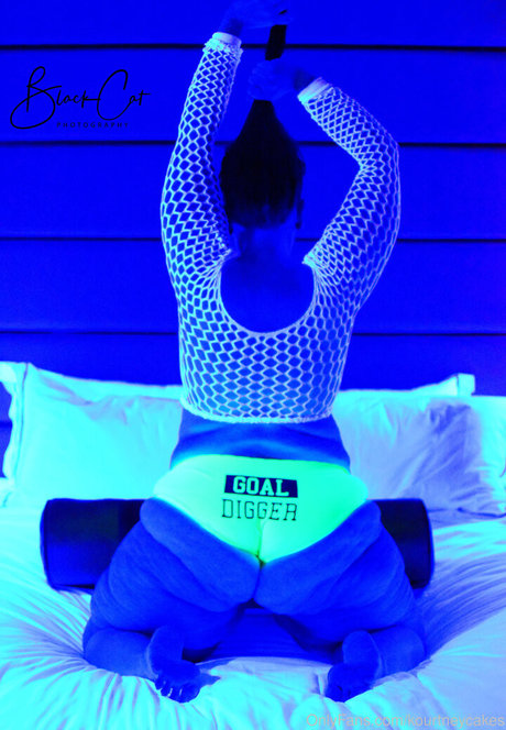 kourtneycakes pornstar hd pictures