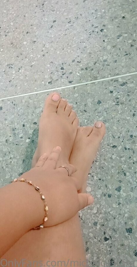 michelcustom erotic model pics