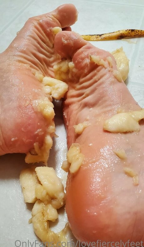 lovefiercelyfeet nudes pornstar galleries