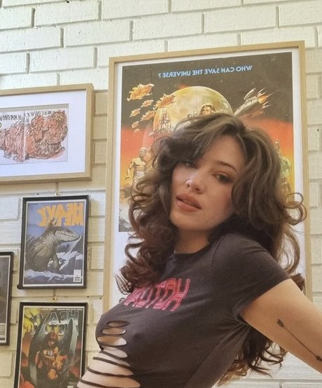 Knightsinclair erotic star pic