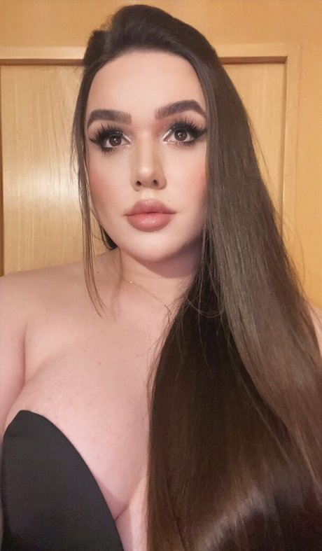 Yasmin Bianchi star top pictures