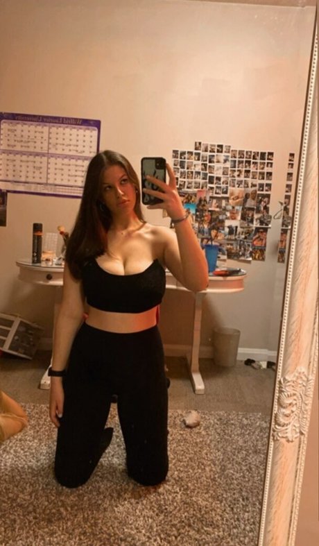 Alana Z best actress pics