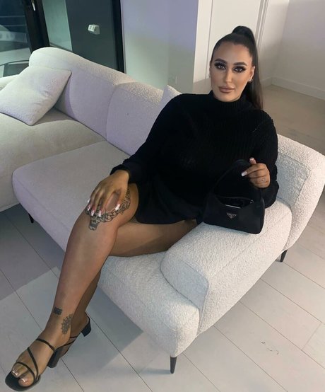 thick thighs onlyfans sex images