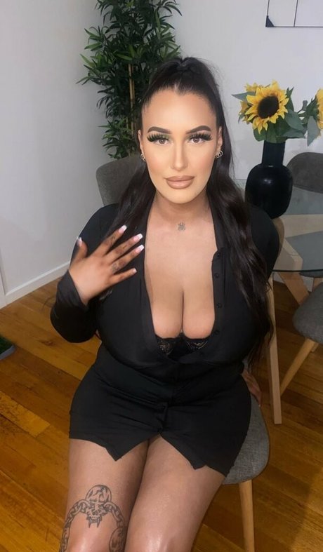 Jayme Lee beautiful actress img