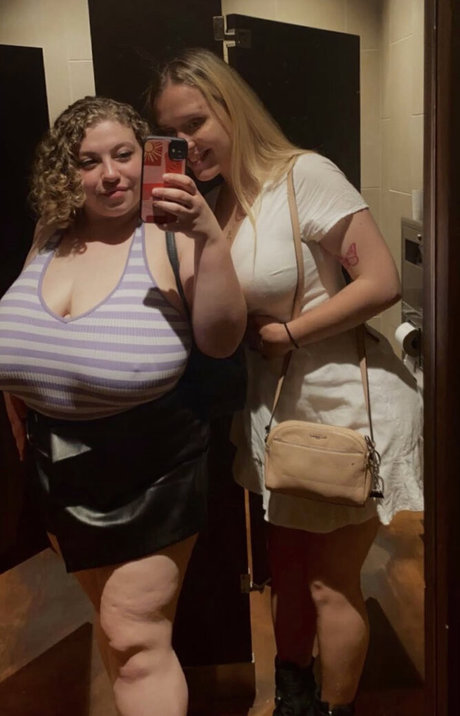 brunette ass onlyfans sexy images