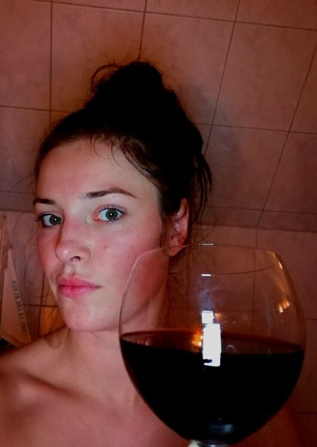 beauty chrissy hot star picture