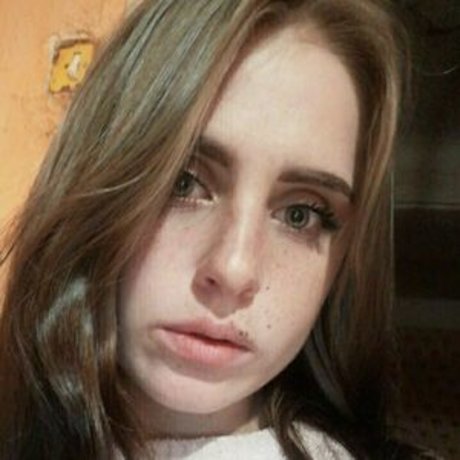 angelamoorex high quality model image