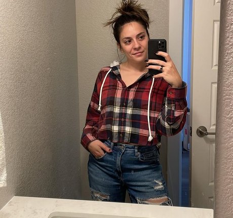 Fitfissy star sexy image