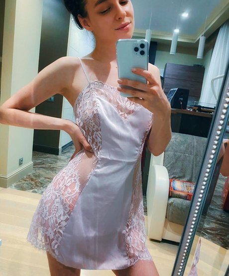 elen de len high quality model photo